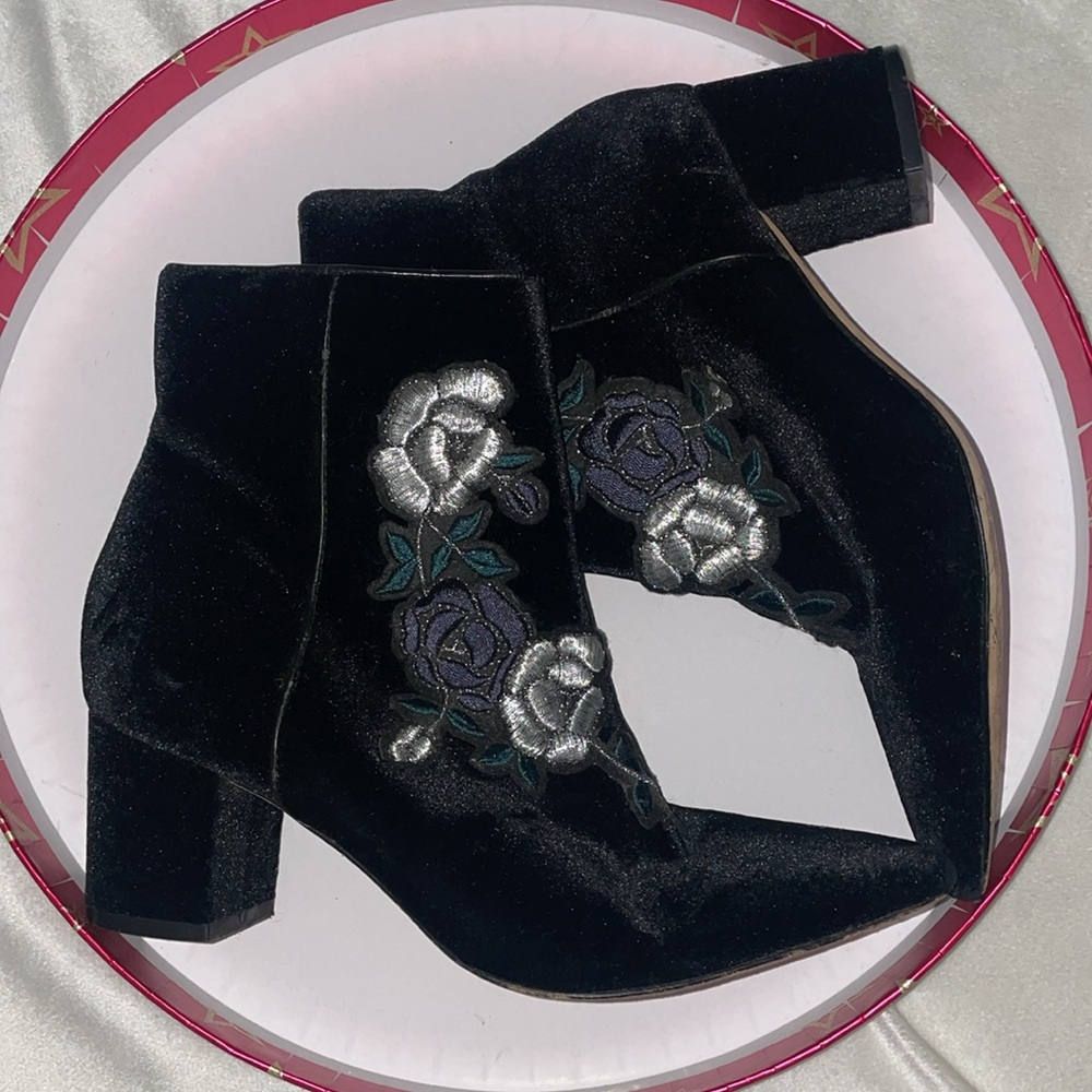 Women’s Steve by Steve Madden Booties